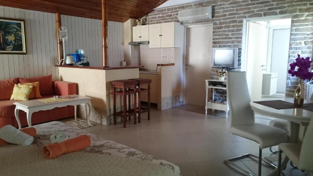 Apartments Mare 2 Хвар Екстер'єр фото