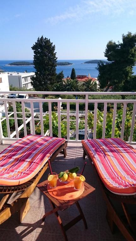 Apartments Mare 2 Хвар Екстер'єр фото