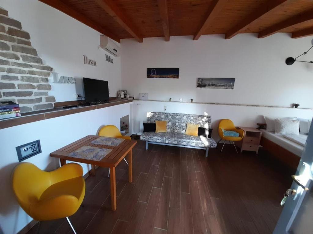 Apartments Mare 2 Хвар Екстер'єр фото