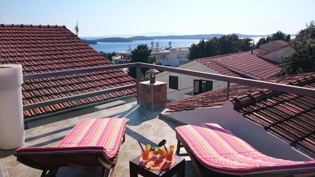 Apartments Mare 2 Хвар Екстер'єр фото